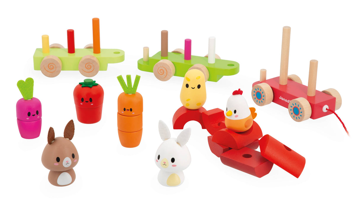 Farm | Pull-Along Stacker Train | 19 pieces