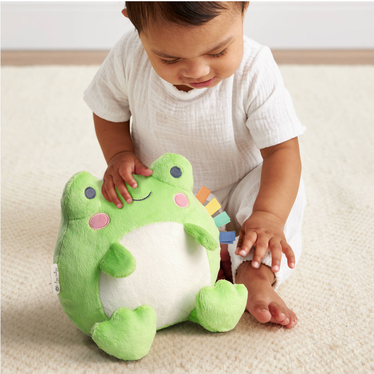 *NEW* Sweetie Snuggles™ Plush: Strawberry