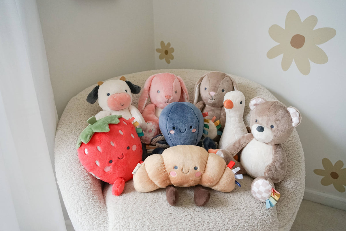 *NEW* Sweetie Snuggles™ Plush: Strawberry
